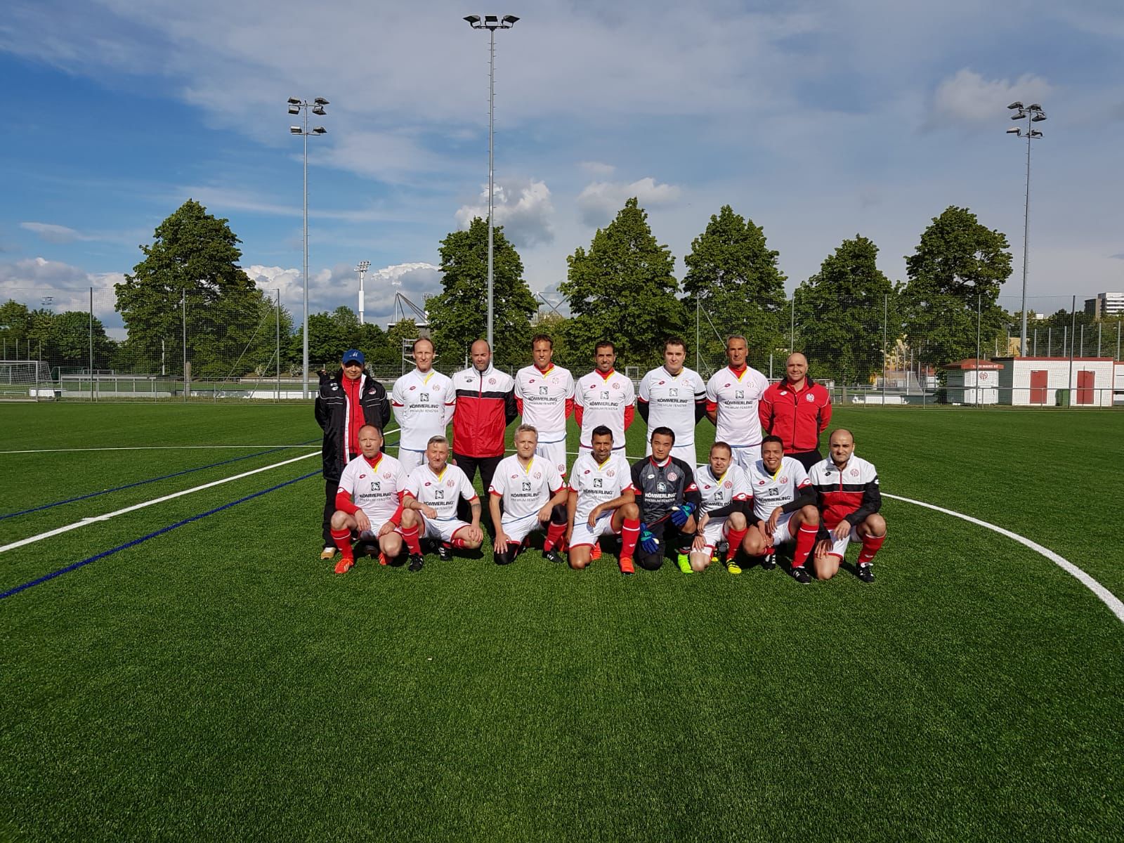 1. FSV Mainz 05 Zum 100jährigen Jubiläum 05AlteHerren empfangen